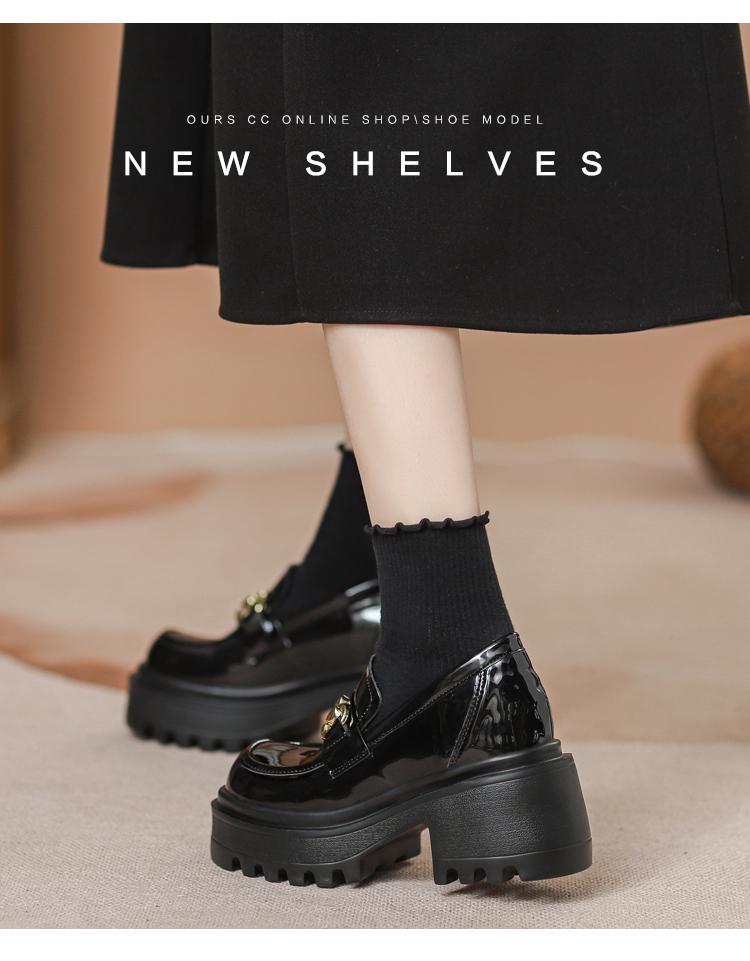 Dámské lakované mokasíny nazouvací se skrytou silnou podrážkou a extra vysokými podpatky - Britský styl, Černé, Velikost 33.