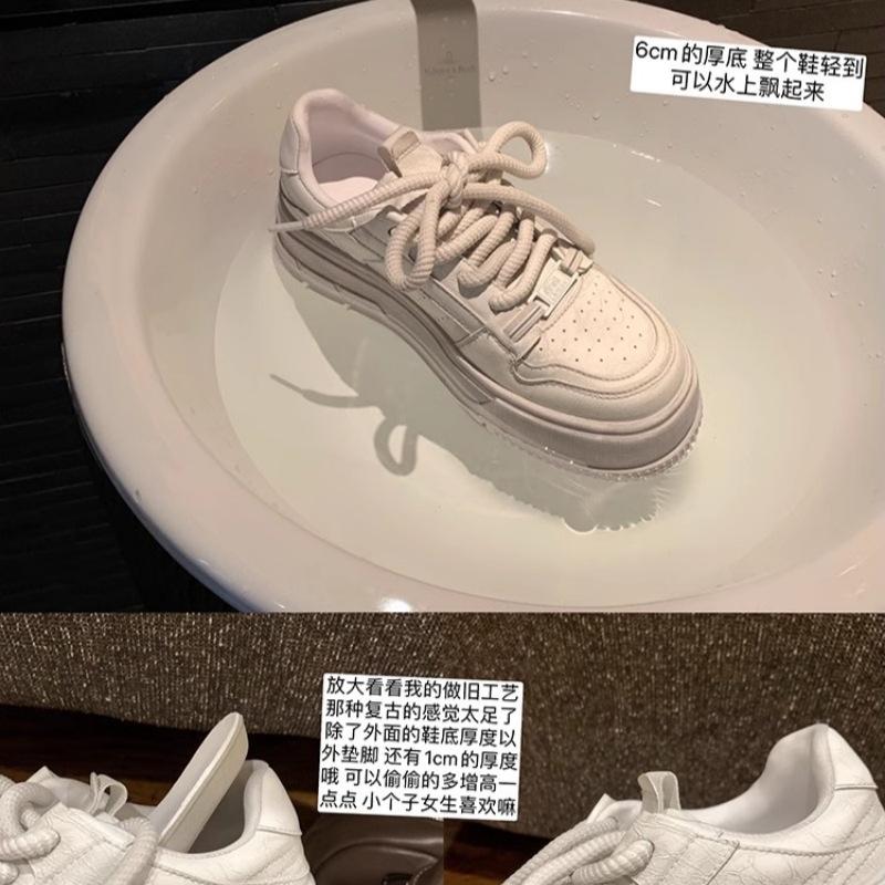 [sheii Su Yinyin] 5.5cm water floating~ waste soil old thick-soled casual leather little white dirty board shoes