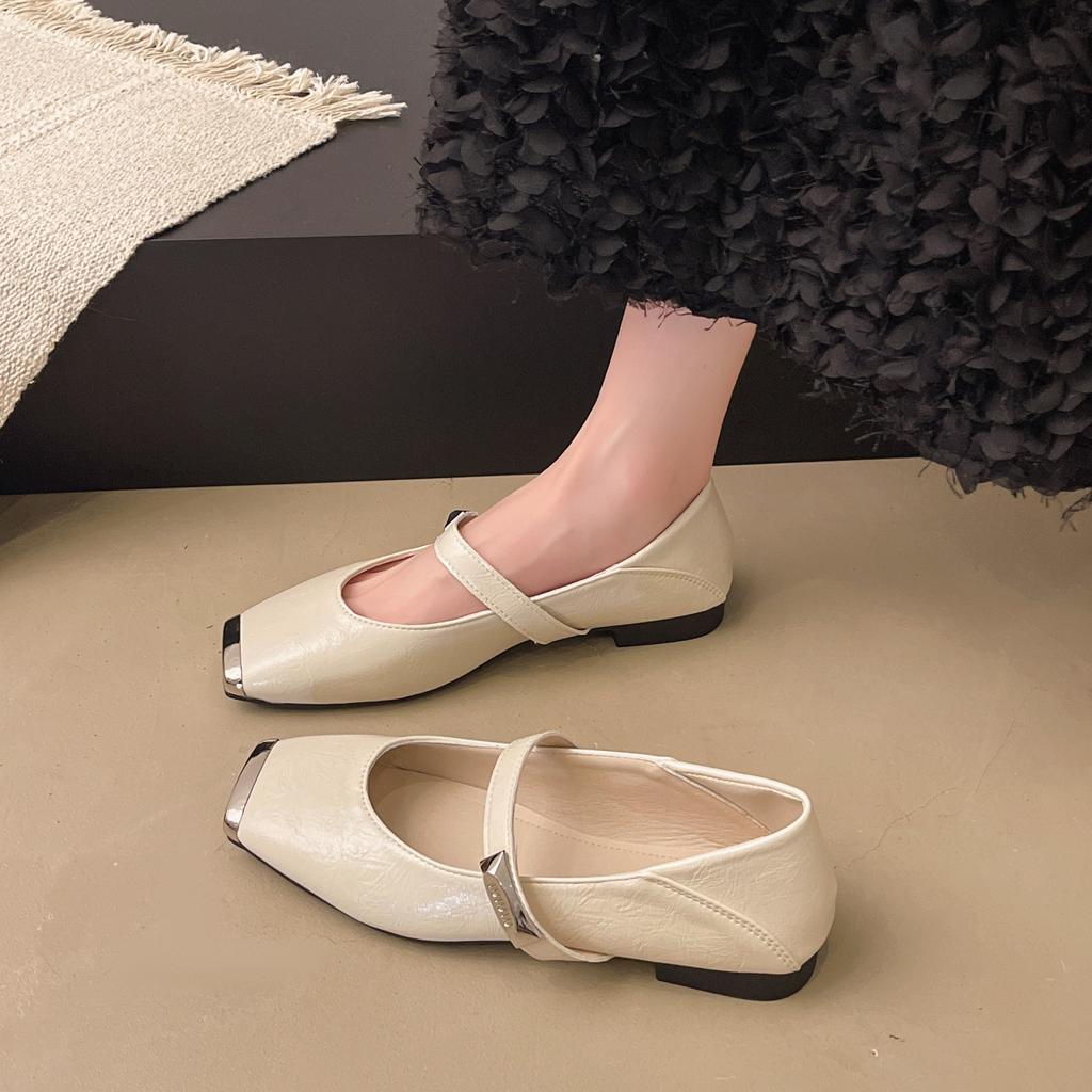 2025 Herbst neue koreanische Version von Mary Jane Schuhen mit quadratischer Metallspitze Damen vielseitige flache Absätze flache Schuhe Abendschuhe