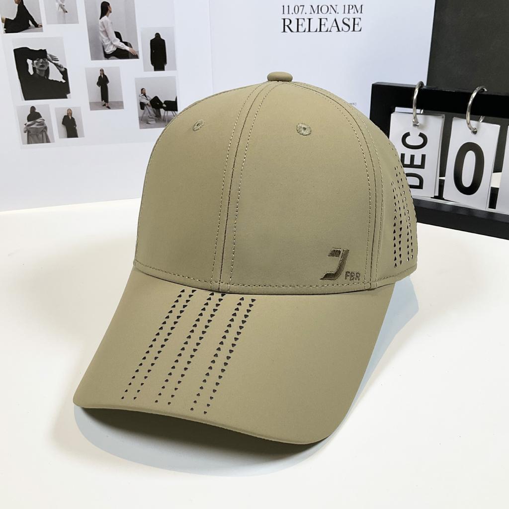 Spring And Summer High-End Fashion Baseball Cap Simple Casual Versatile Outdoor Travel Shade Sports Cap