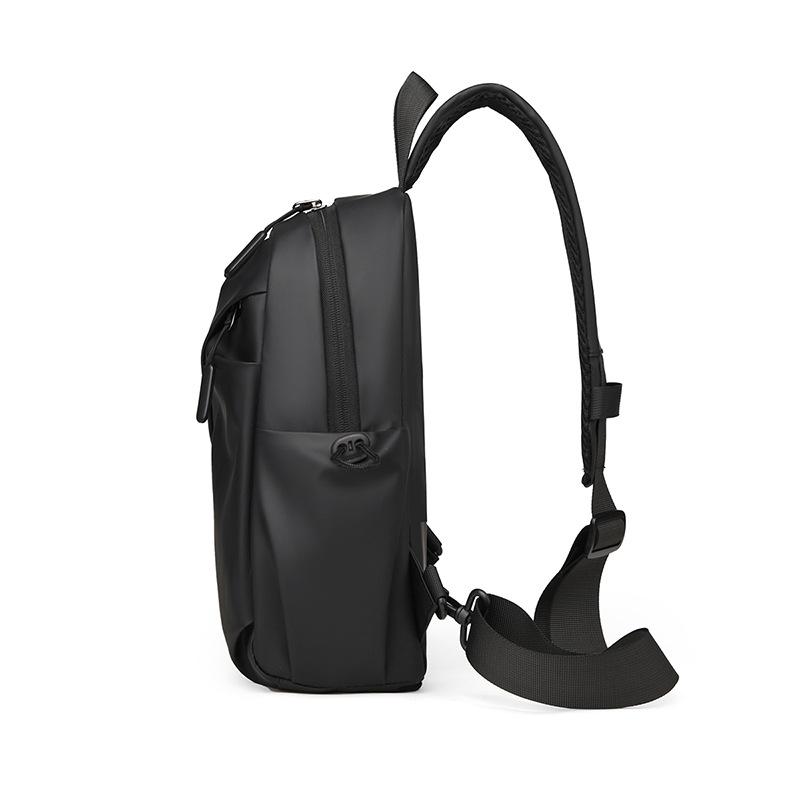 Trend Leather Film Men'S Bag, Crossbody Breast Bag, Street Hong Kong Wind Locomotive, Black Crossbody Bag, Casual Large-Capacity Breast Bag.