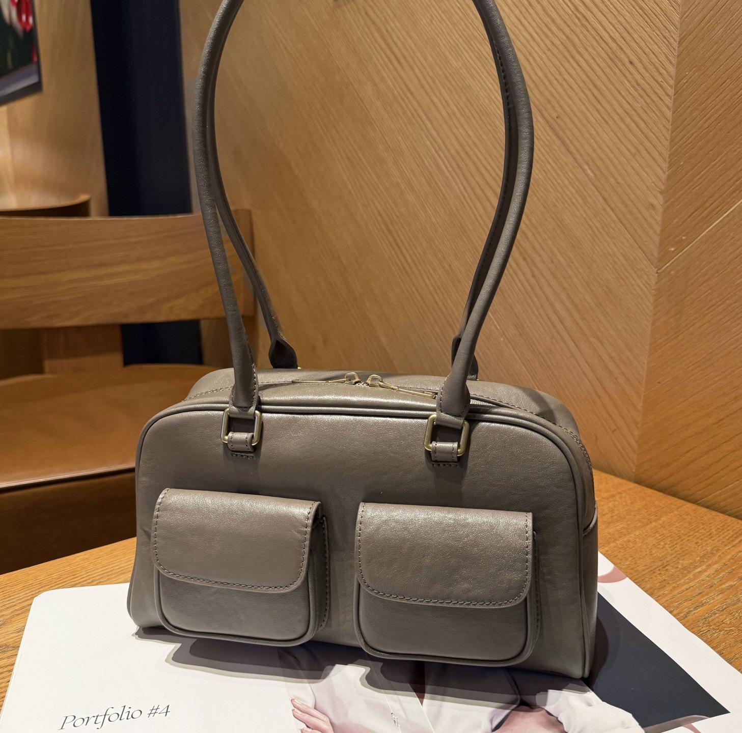 

Кожаная сумка-тоут нового стиля 2025 года, сумка большой вместимости, женская кожаная сумка на одно плечо/подмышку, повседневная сумка с двумя ручками 29x11x17cm