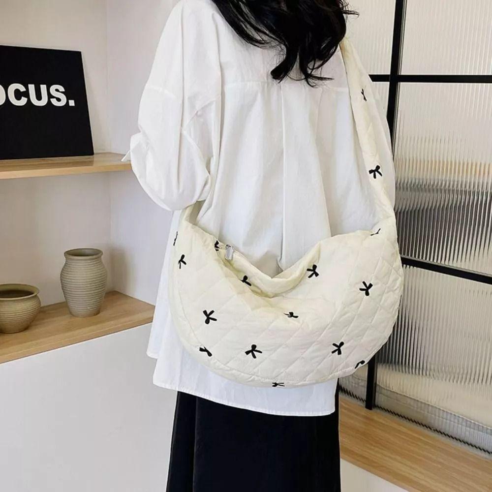 

Soilid Color Women Shoulder Bag Bow Embroidery Travel Crossbody Bag Casual Lingge Dumpling Bag белый