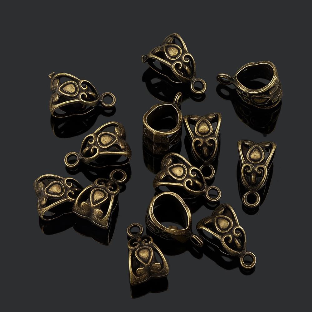 Retro Antik Bronze Hüftperlen DIY Großes Loch Metallverbinder Dreieckige Perlen Passend für Charm-Armbänder Halsketten Anhänger Schmuckherstellung
