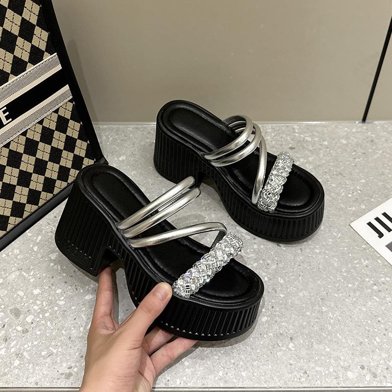European Station 2025 Summer New Product Slope Heel Thick Bottom Heightened Feminine Rhinestone Surface One-word Slippers Wear Cool Slippers