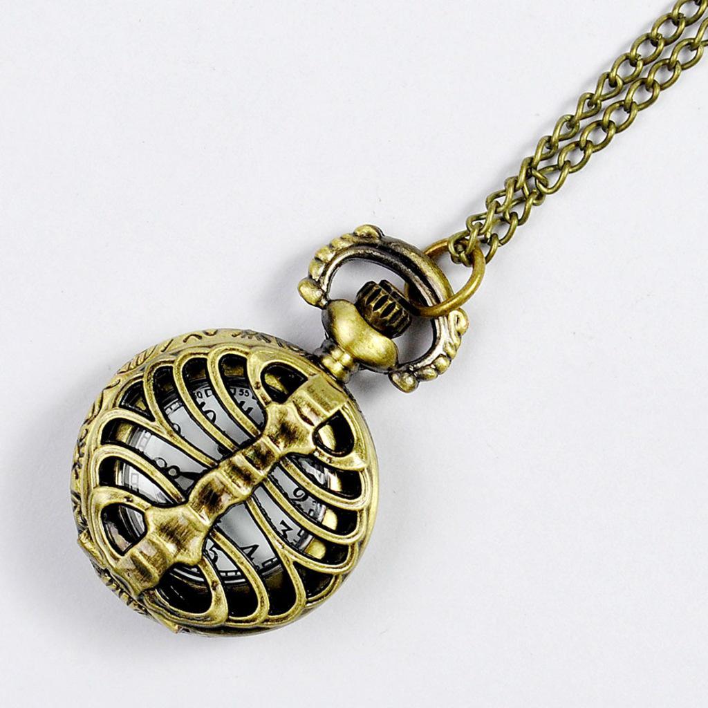 Nostalgiczny naszyjnik z zegarkiem kieszonkowym: Wiele stylów małych kieszonkowych zegarków z klapką (Model 6083)