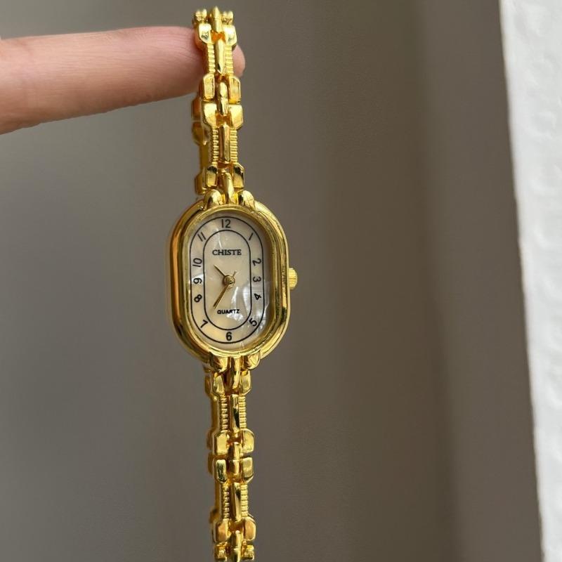 New Retro Gold Bracelet Women's Watch Light Luxury Ladies Wristwatch Fashion Waterproof Women's Quartz Watches Montre Femme