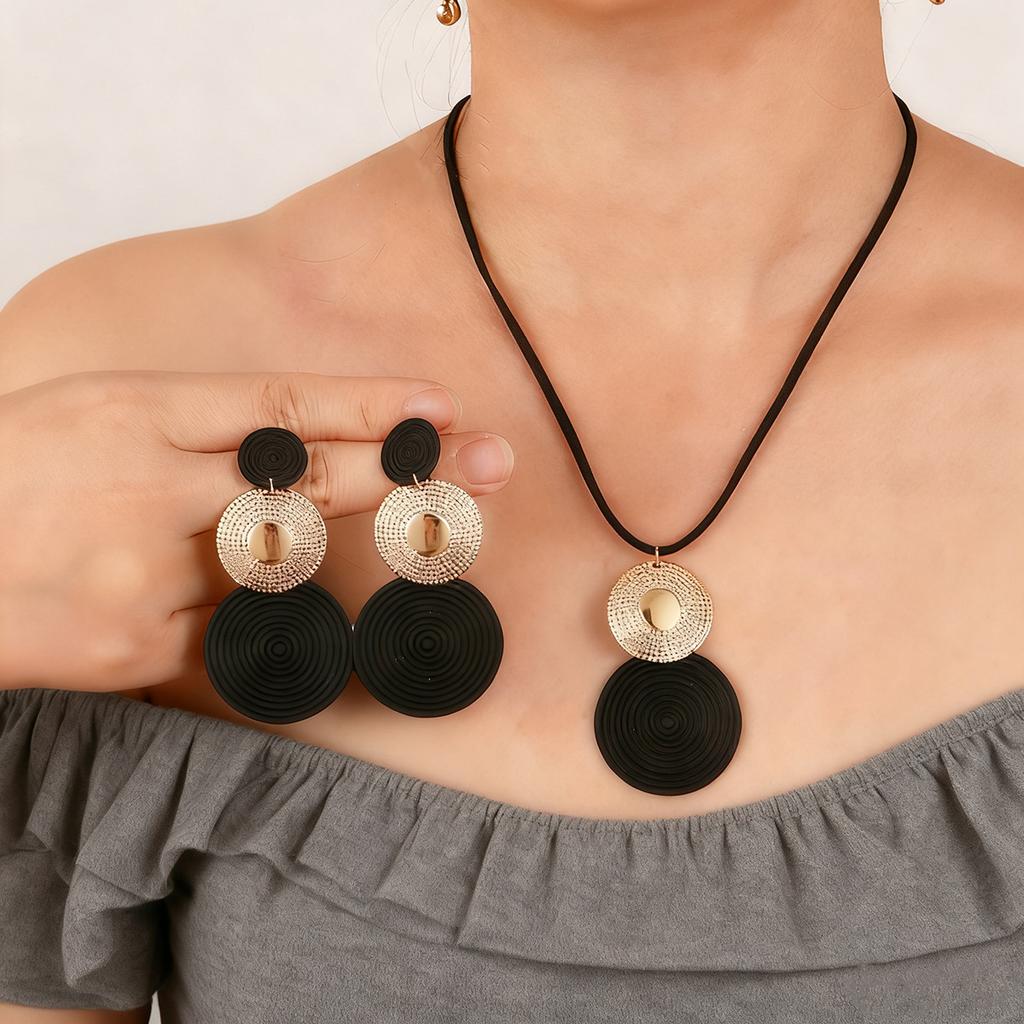 Hot-selling creative ring love shape pendant necklace women's and earrings elegant versatile jewelry set