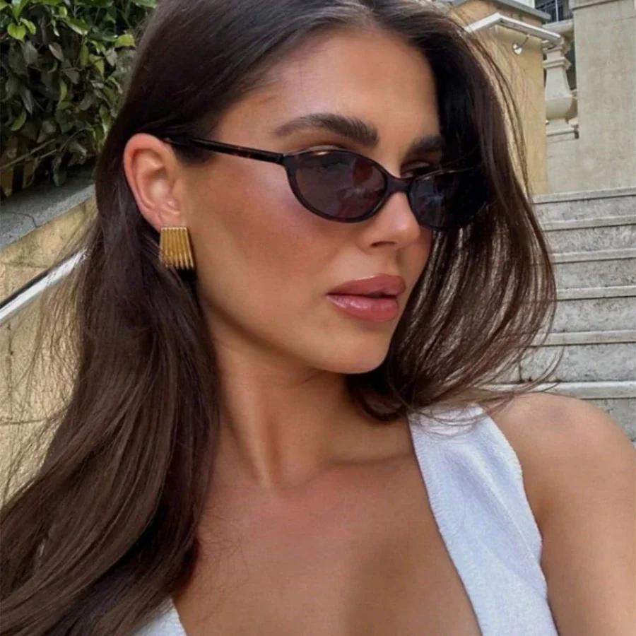 Lunettes de soleil à monture ovale rétro, lunettes de soleil à petite monture tendance et personnalisées, style punk, yeux de chat, protection solaire