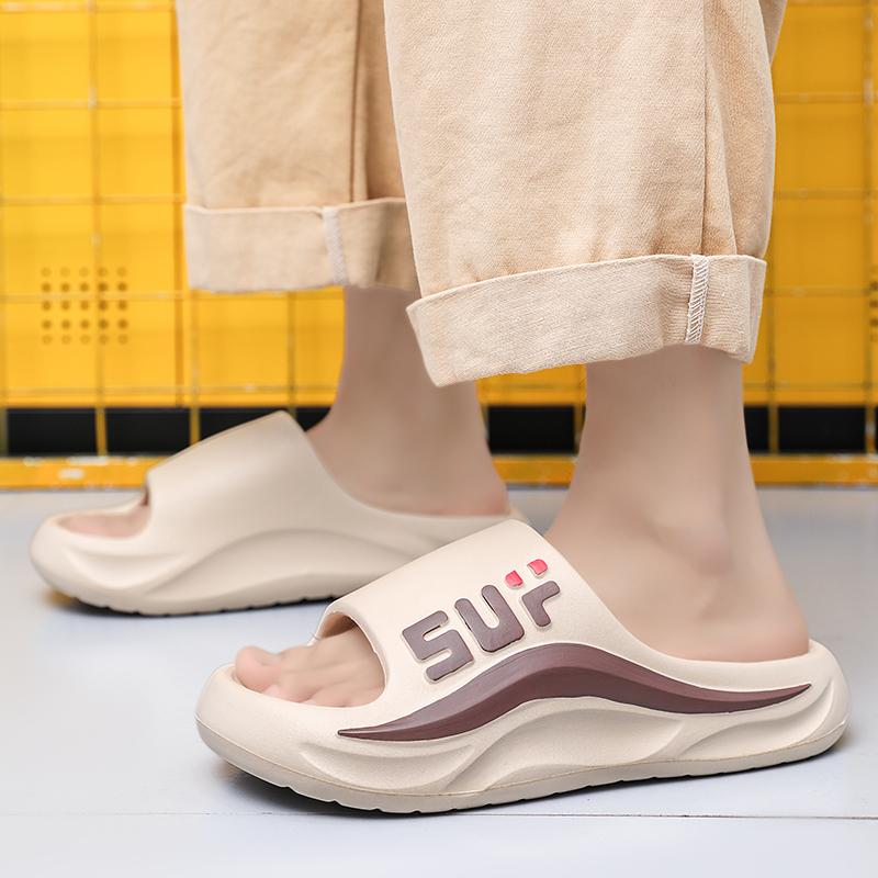 Slippers for Men Sandals Wear-resistant Shoes for Men Soft and Comfortable Waterproof Bathroom Slippers Indoor and Outdoor New