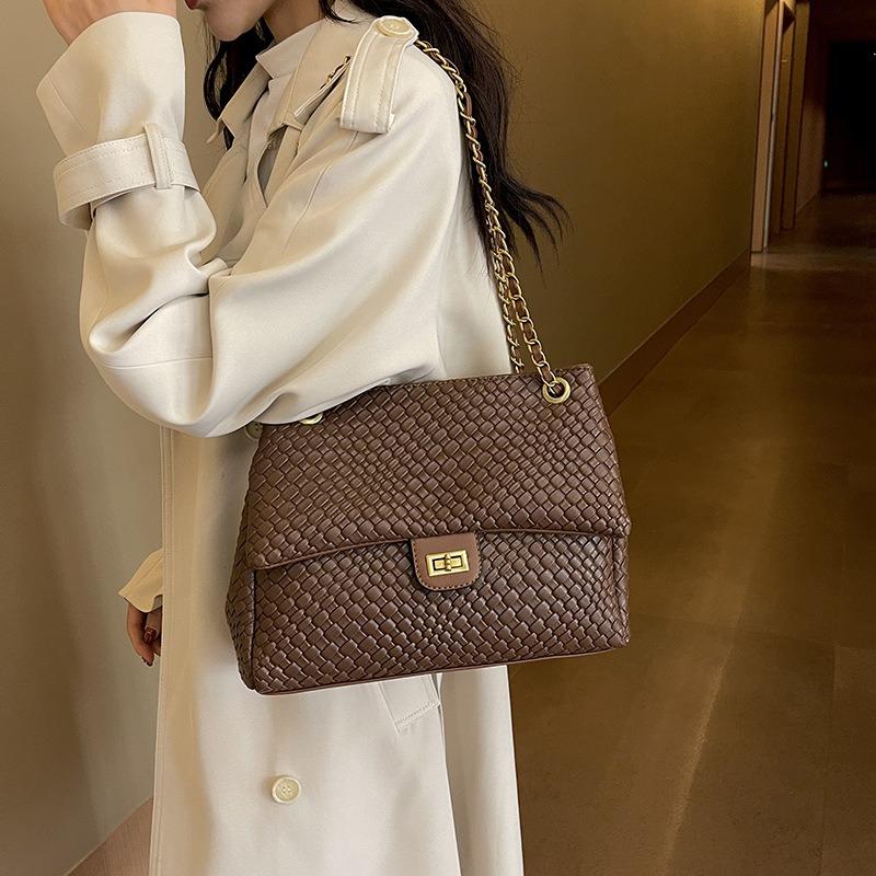Supply Rhombus chain bag women's new trendy fashion large capacity woven crossbody shoulder armpit bag