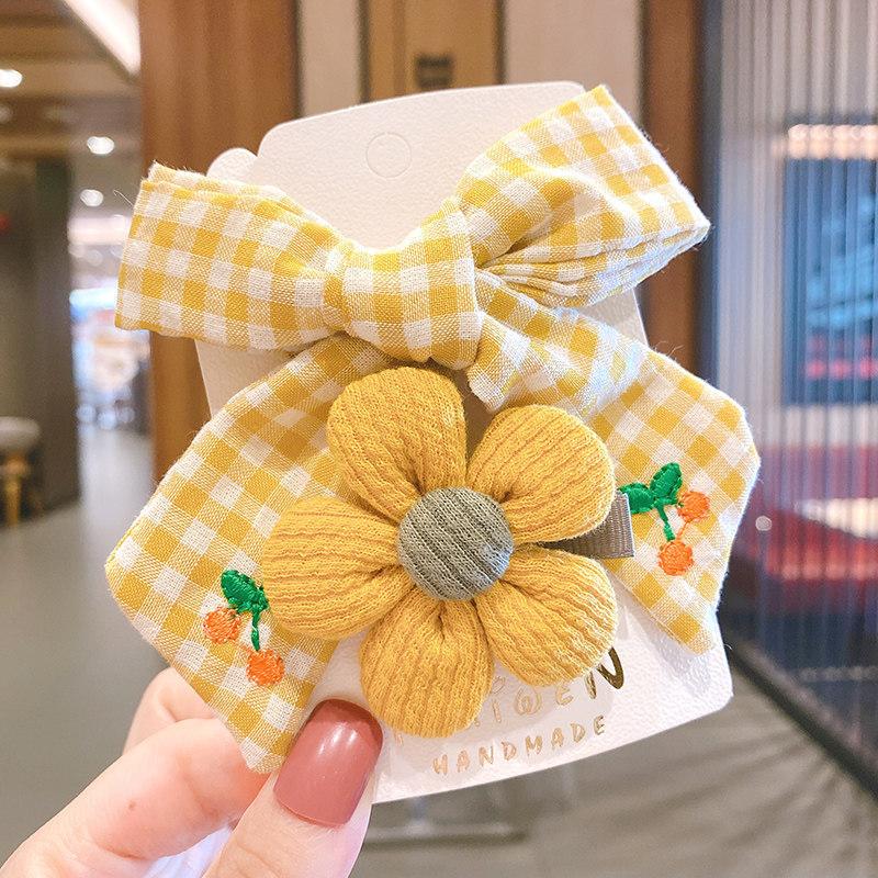 Pretty Hair Accessories for Baby Girls 5 PCS Mini Hair Clips Set Sweet Candy Color Bow Flower Fabric Side Clips