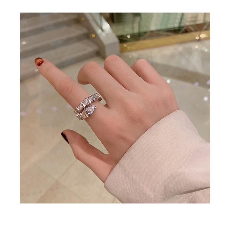 Luxury Diamond Snake-shaped Ring for Women Ins Fashion Finger Adjustable Ring Men Ring
