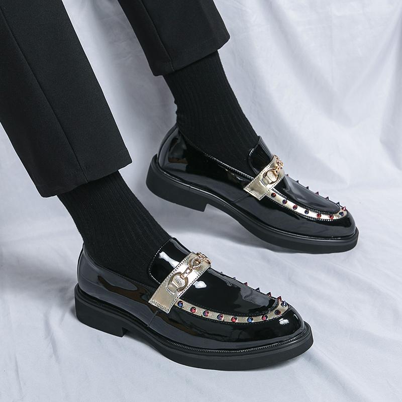 Luxury Banquet Social Rhinestone Patent Leather Loafers Gentleman Brand Formal Dress Shoes Stage Fashion Slip-on Male Boat Shoes