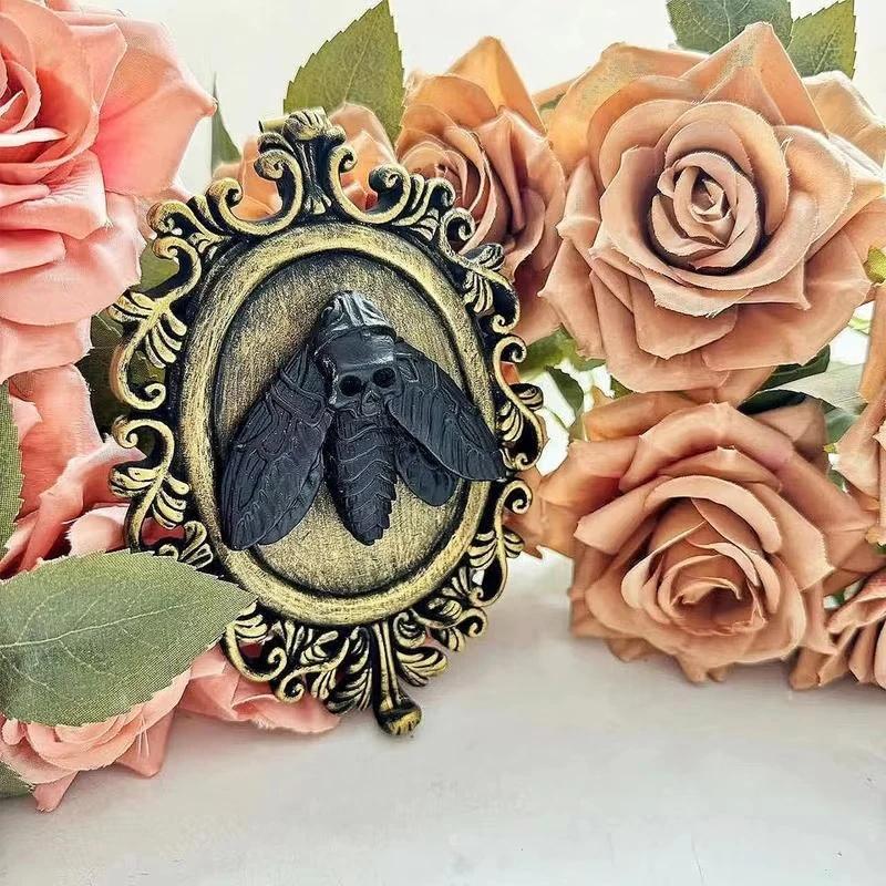 Gothic Art Resin Animal Head Wall Decor Baroque Style Wall Hangings Frame Vintage Bat Wall Sculpture Home Decor Gothic Statue