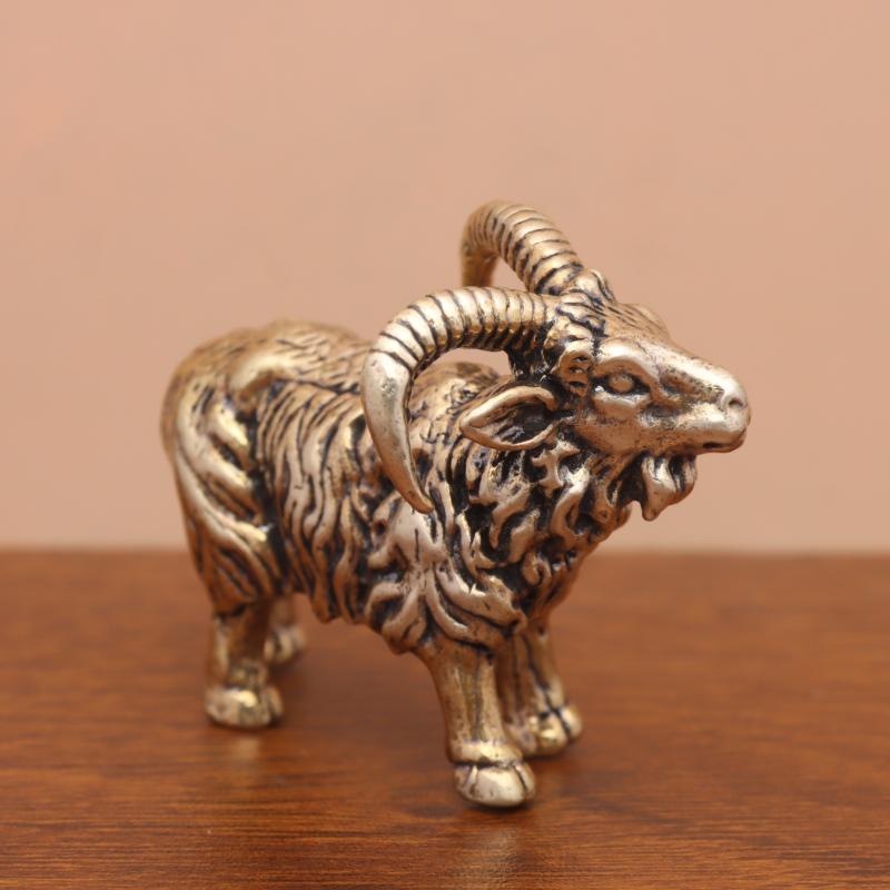 Bronze Copper Sheep Craft Ornament Retro Solid Goat Figurine Exquisite Desktop Tea Pet for Living Room Office Shelf Decor