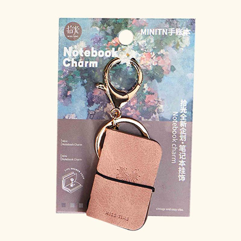 PU Nyckelring Mjukt Läder Mini Bärbar Dagbok Ryggsäcksberlock Anteckningsbok Litterär Stil Förvaringstillbehör