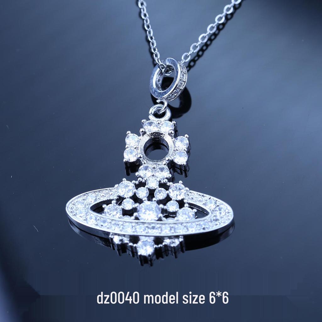 Colier Douăsprezece Constelații 2025 Pandantiv cu Montură Golă 10x10 și Lanț Claviculă