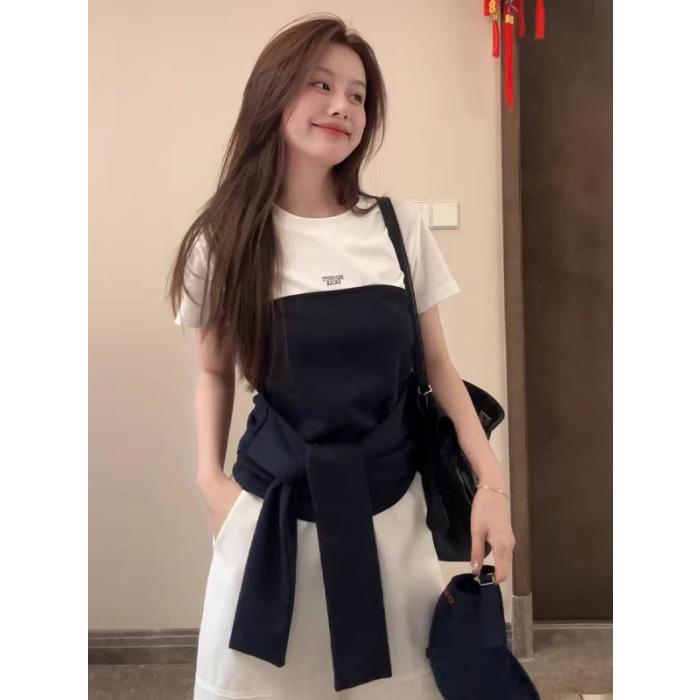 Summer unique personality contrasting color design front shoulder crew neck short-sleeved T-shirt fashion straps slim and thin versatile top