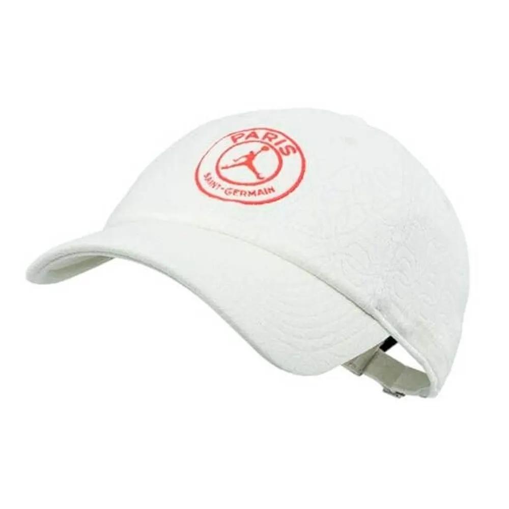 Paris Club CB Structured Cap HJ0830-133 HJ0830-133