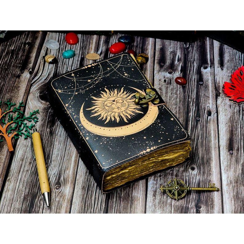 Sun Moon Vintage book for Men Women 200 Handmade pepar with Loc for Traveling Sketchbook poetry Notebook Birthday gifts For him pegan book