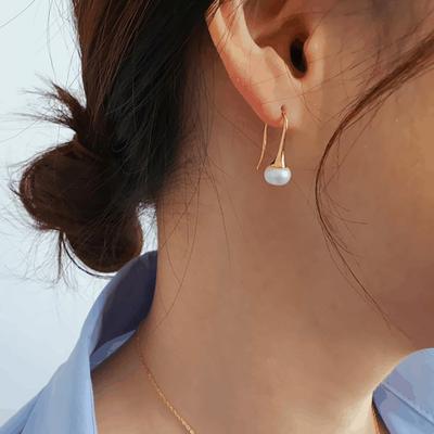 926 Silver Pearl Freshwater Earrings 16K Gold Plated Curb Talk