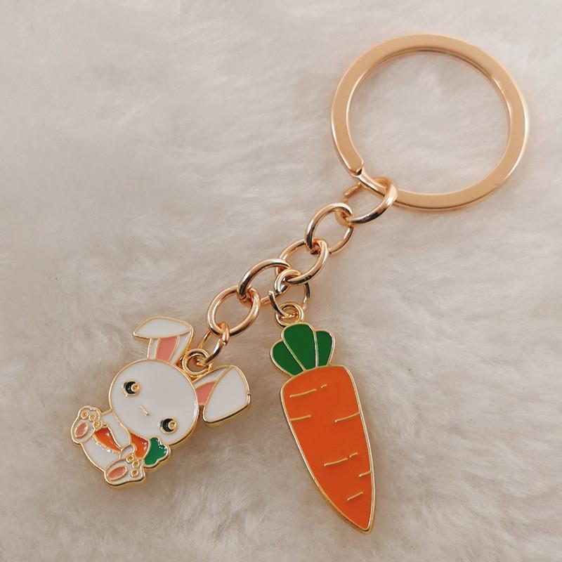 Fashion Cute A-Z Letter Women s Cartoon Rabbit Keychain Cute Enamel Rabbit Carrot Car Bag Pendant Accessories Gift