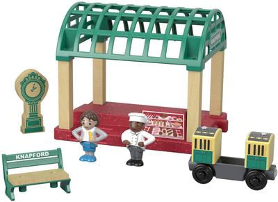 Thomas the Tank Engine Wooden Rail Series, Knapford Station, Ages 2+ [SFC Certified] Wooden Toy Train with Rails, GGG71