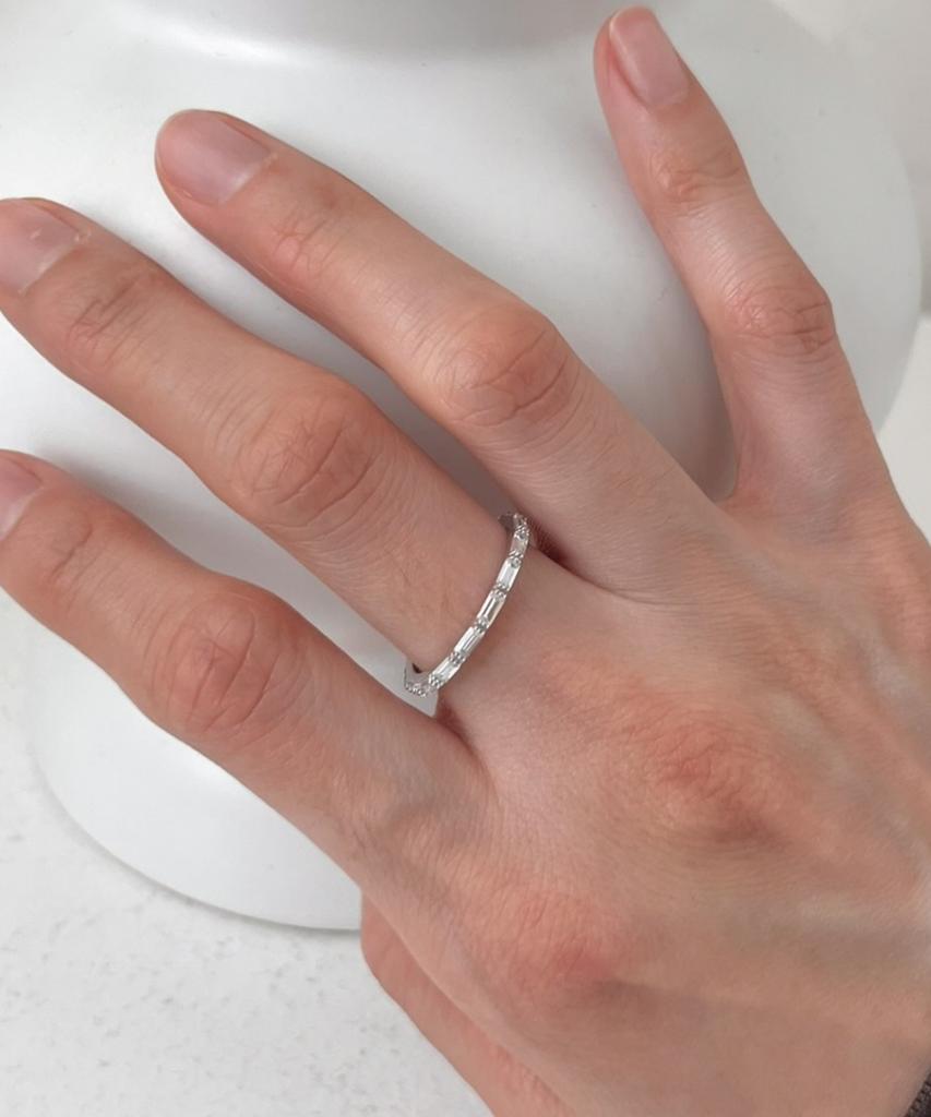 Baradu [Baradu 925] Baguette Cut Enternity Ring