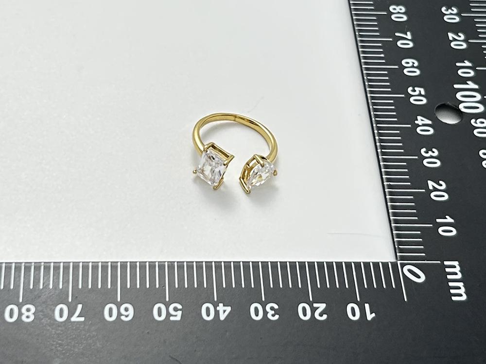 Xia Ling Cubic Zirconia Titanium Steel Ring, 18K Gold-Plated, Luxurious European & American Style.