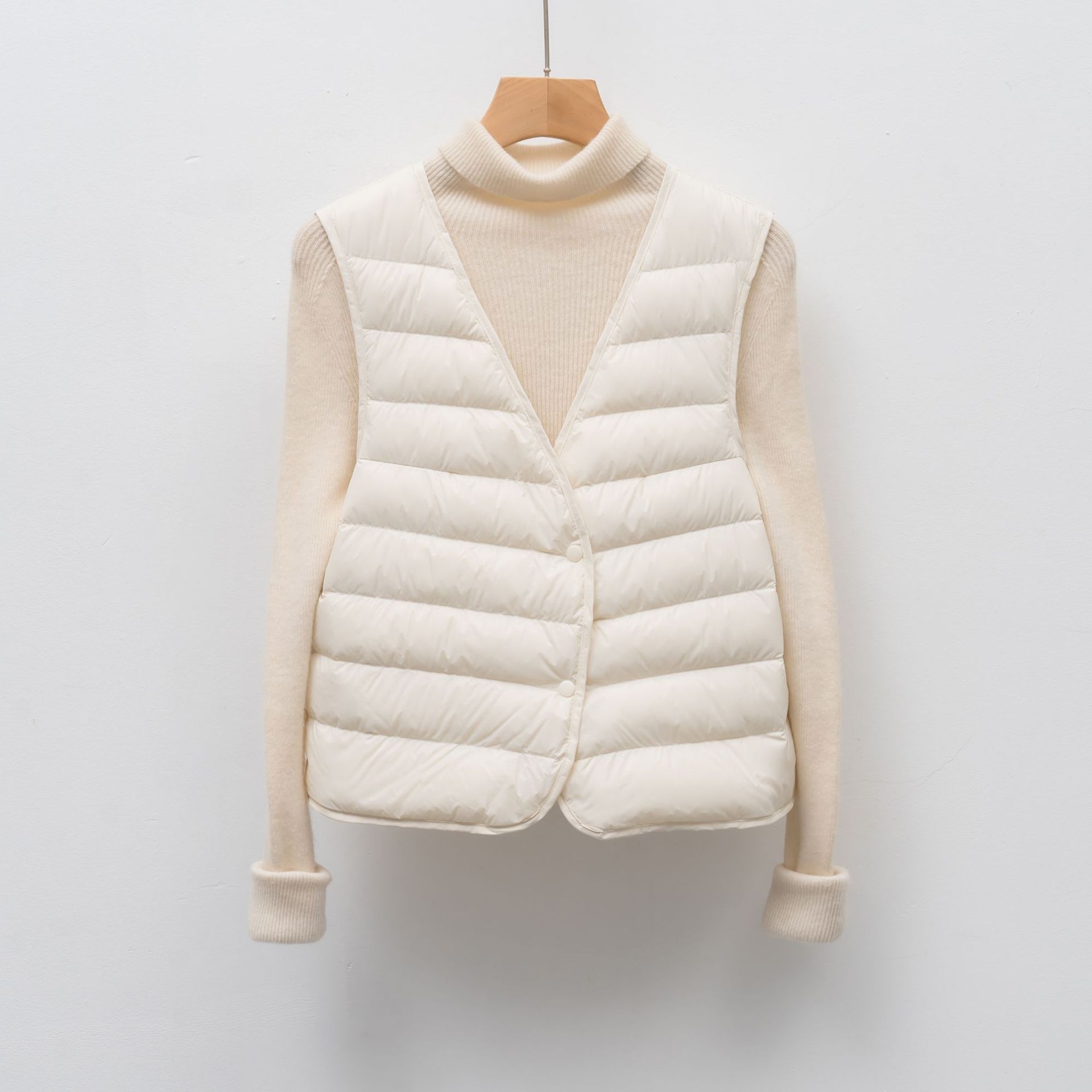Женский пуховик из гусиного пуха, легкий жилет, горизонтальная полоска, новый осенне-зимний, простой внутренний с пуховой подкладкой S бежевый