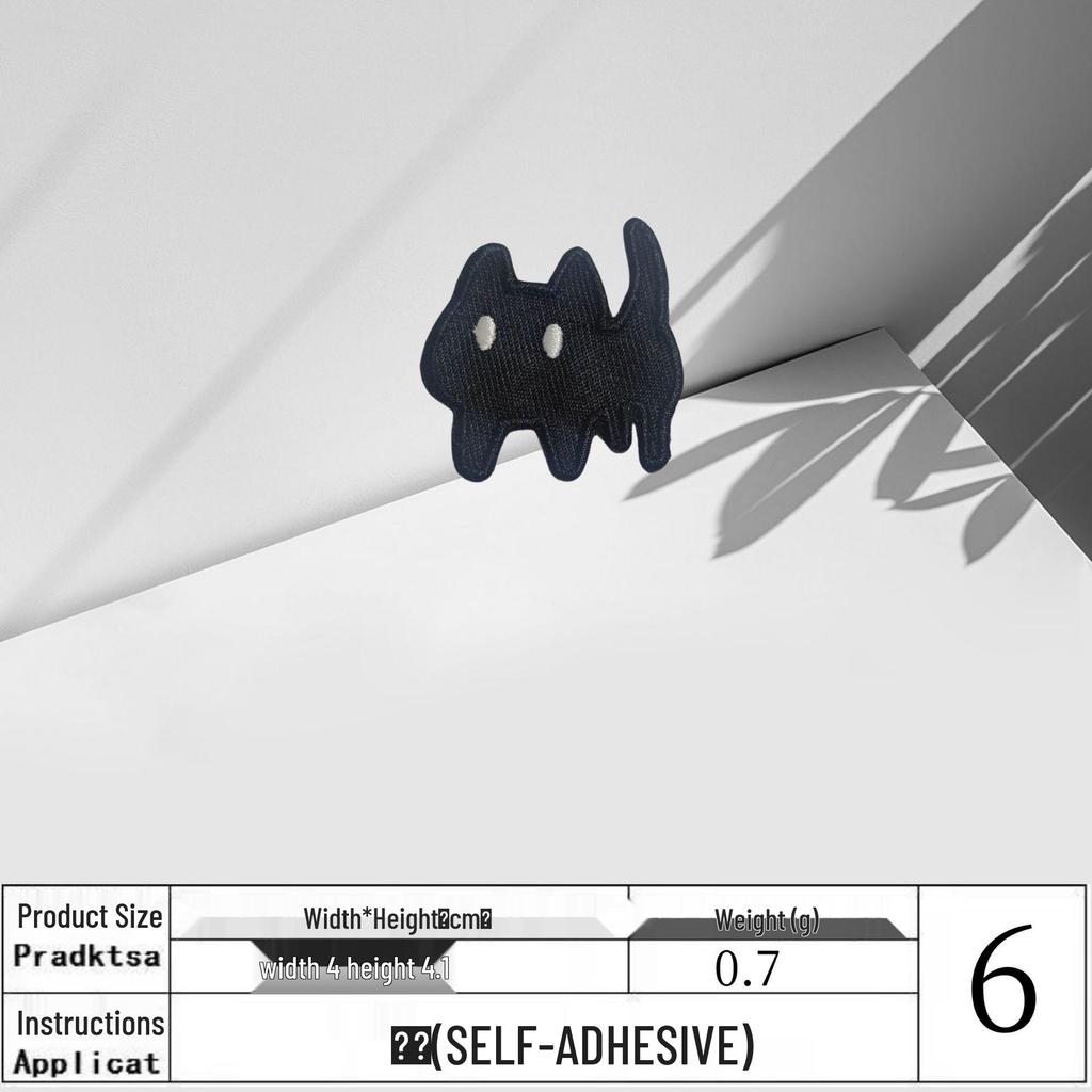 Black Cat Cartoon Embroidery Patch: Self-Adhesive/Iron-On, Cute Summer Short Sleeve Decoration.