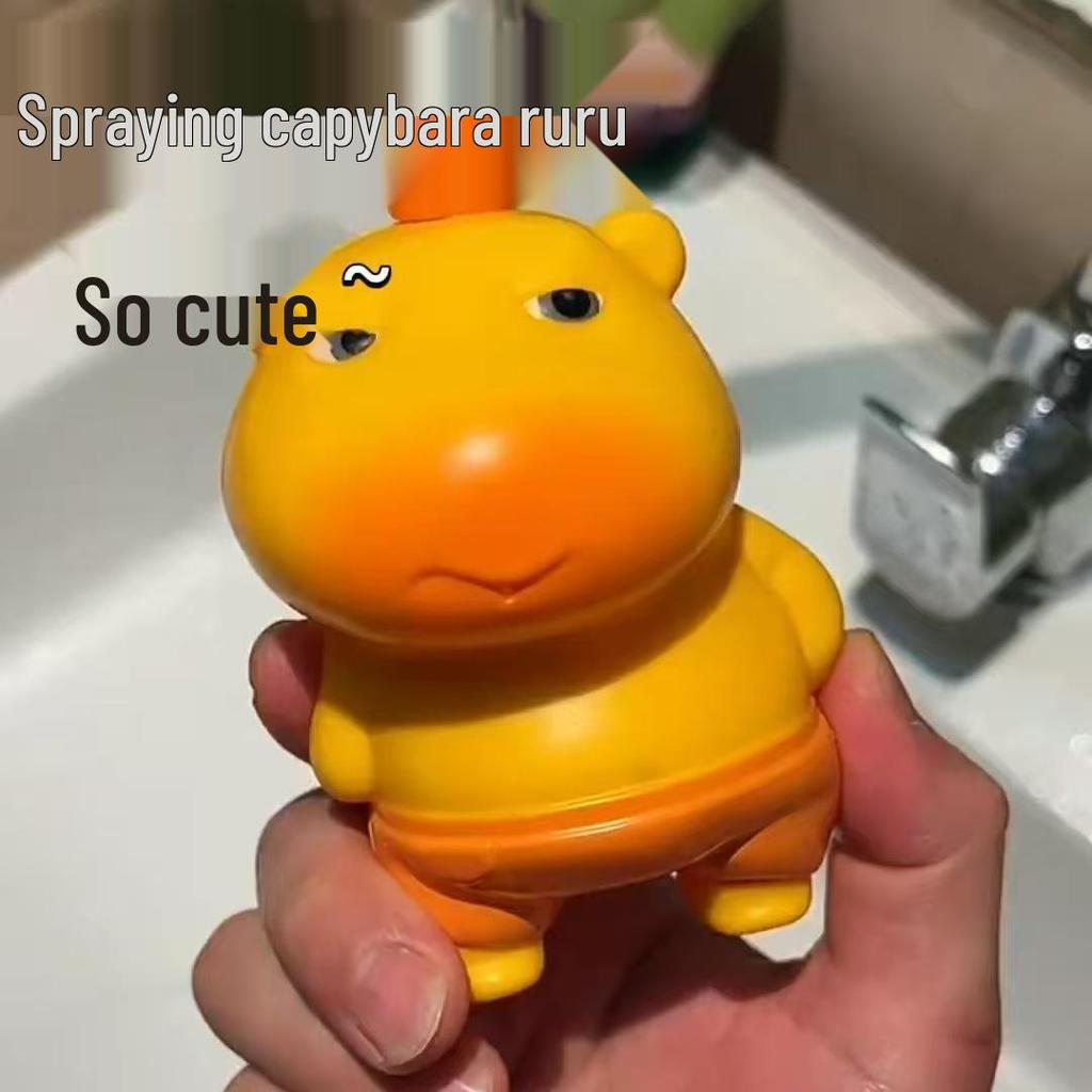 Manual Capybara Lulu Water Gun: Cute Summer Toy for Kids' Water Play