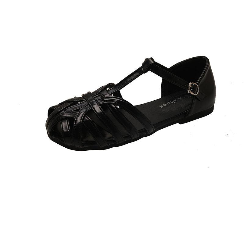 French Hollow Woven Baotou Sandals Women's 2025 New Summer Beautiful Not Tired Feet Roman Sandals Flat Pig Cage Shoes