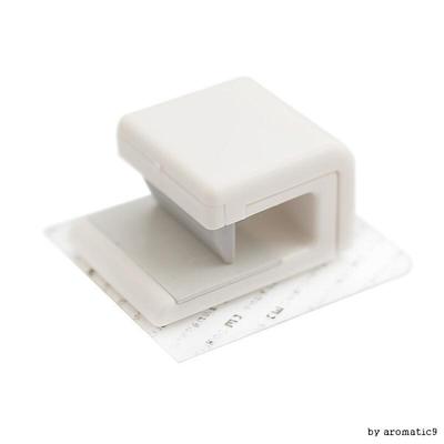 Bathroom Simple Foam Cleansing Foam Toothpaste Tube Clip Holder