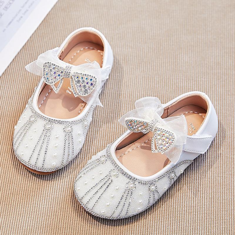 

Girls Rhinestone Performance Shoes2026Spring new children s mesh bow single shoes in princess style 23-25Code one hand3Double серебряный