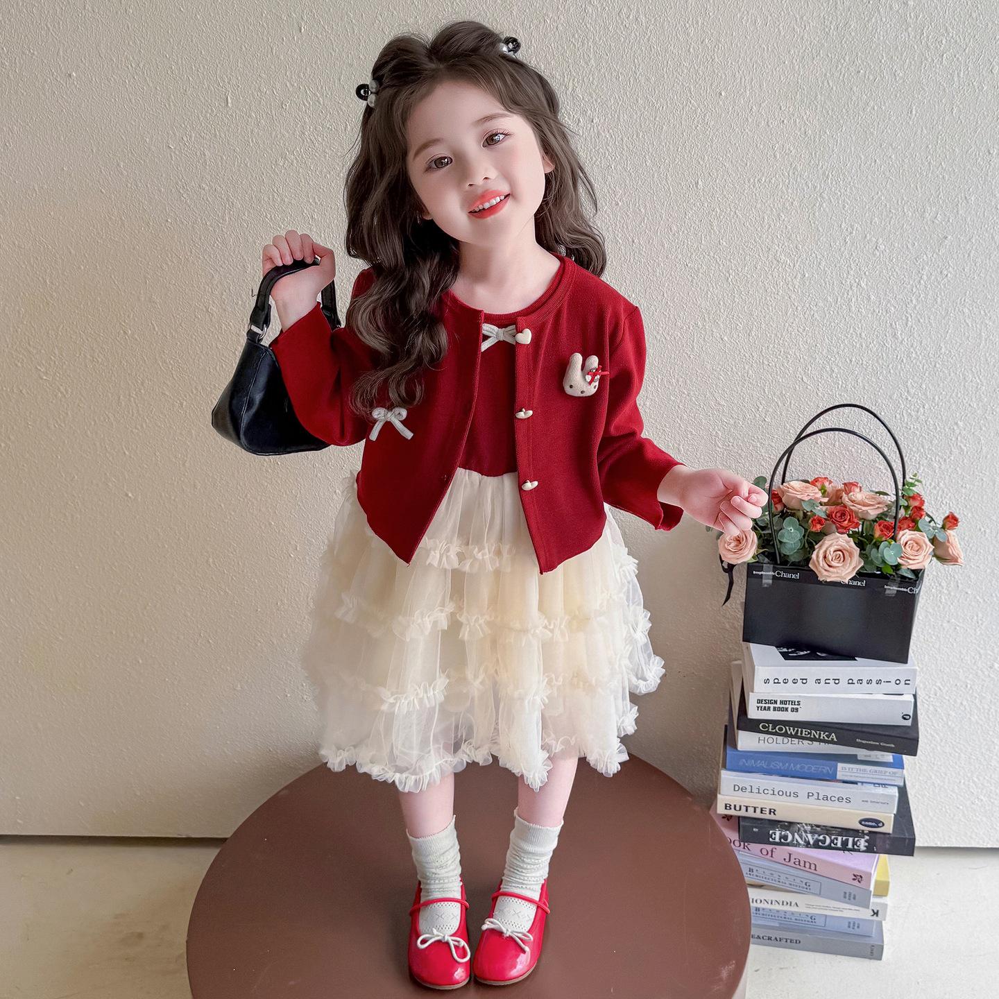 

Модный осенний комплект для маленьких девочек 2025 года: кардиган с бантом и платье 130 cm