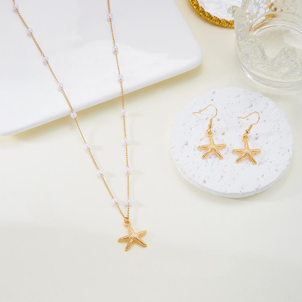 2Pcs Bohemian Shell Starfish Pendant Necklace For Women Conch Seashell Gold Color Metal Chain Choker Summer Beach Party Jewelry