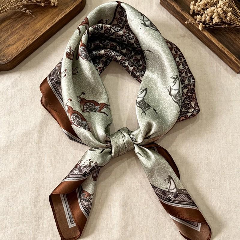100% Mulberry Silk Scarf 70x70cm Square Neck Wrap Outdoor Air Conditioner Shawl Fashion Headscarf