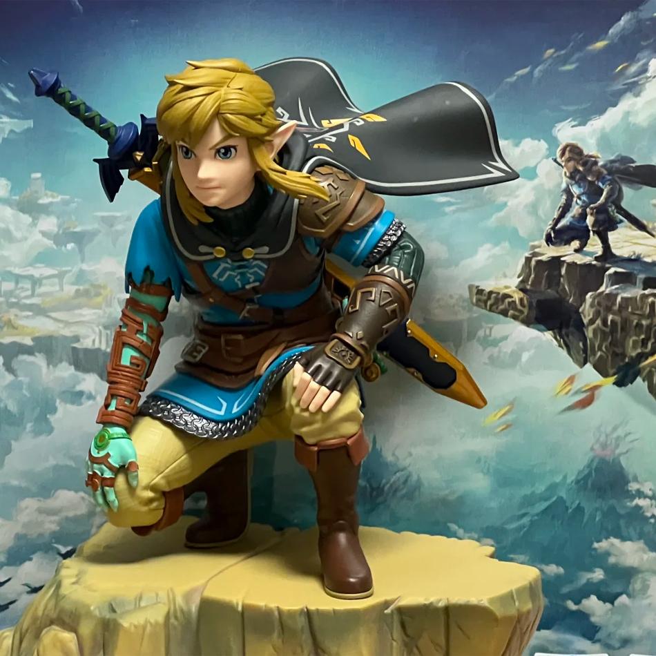 12CM The Legend of Zelda Anime Figure Link Treasure Box Monster Anime Figure Toys Action Figurine Model Collection Doll Toy Gift