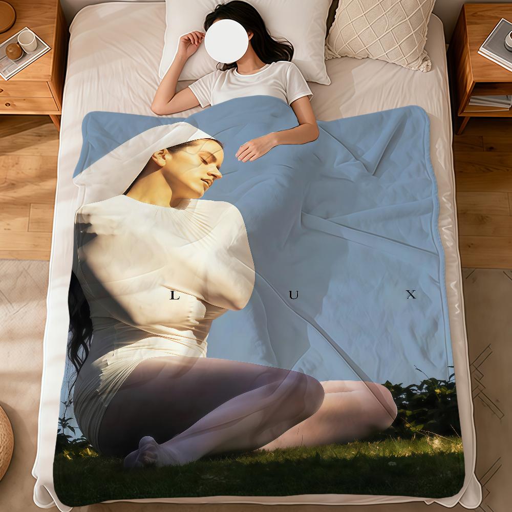 singer r-rosalia Lux Berghain fashion cool soft warm plush blanket dorm sofa living room pet hogar bedroom gift nap home Flannel