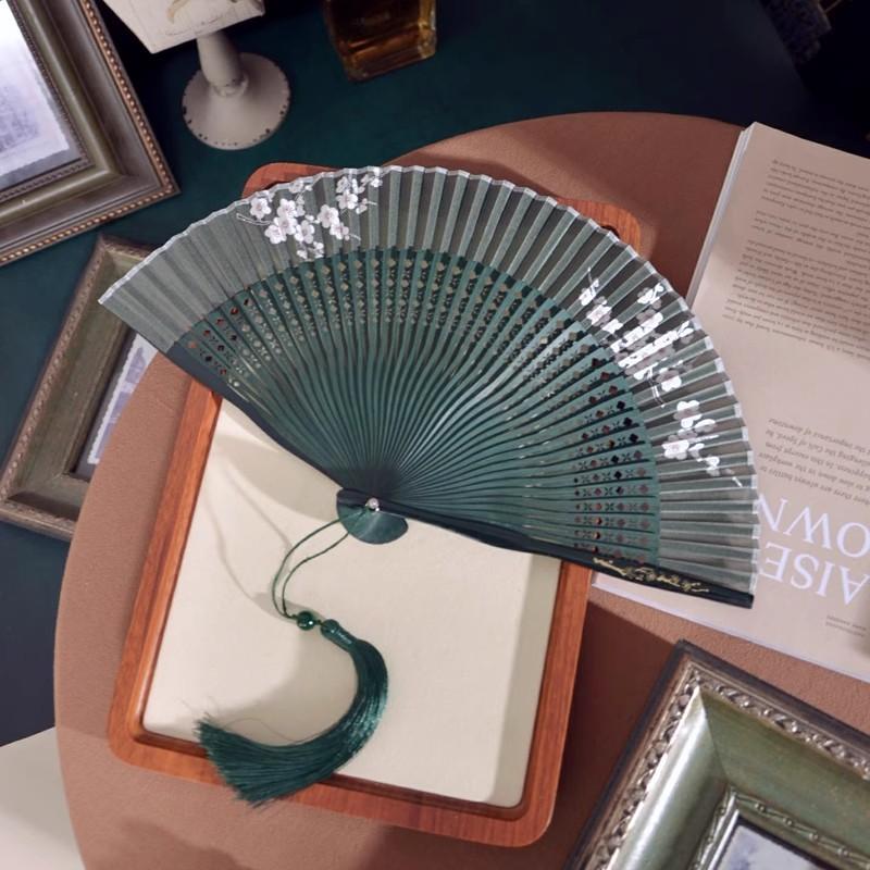 Elegant Chinese Bamboo Folding Fan 6 Inch Plain Blank Fan for Women Hanfu Qipao Vintage Handheld Fan Summer Cooling Oriental Fan