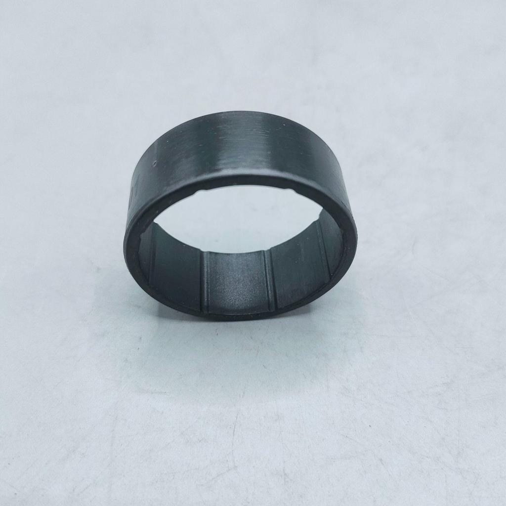 F2GW60261AA Transfer Case Oil Seal Spacer Sleeve for Ford Escape/New Edge Spacer Ring Accessories