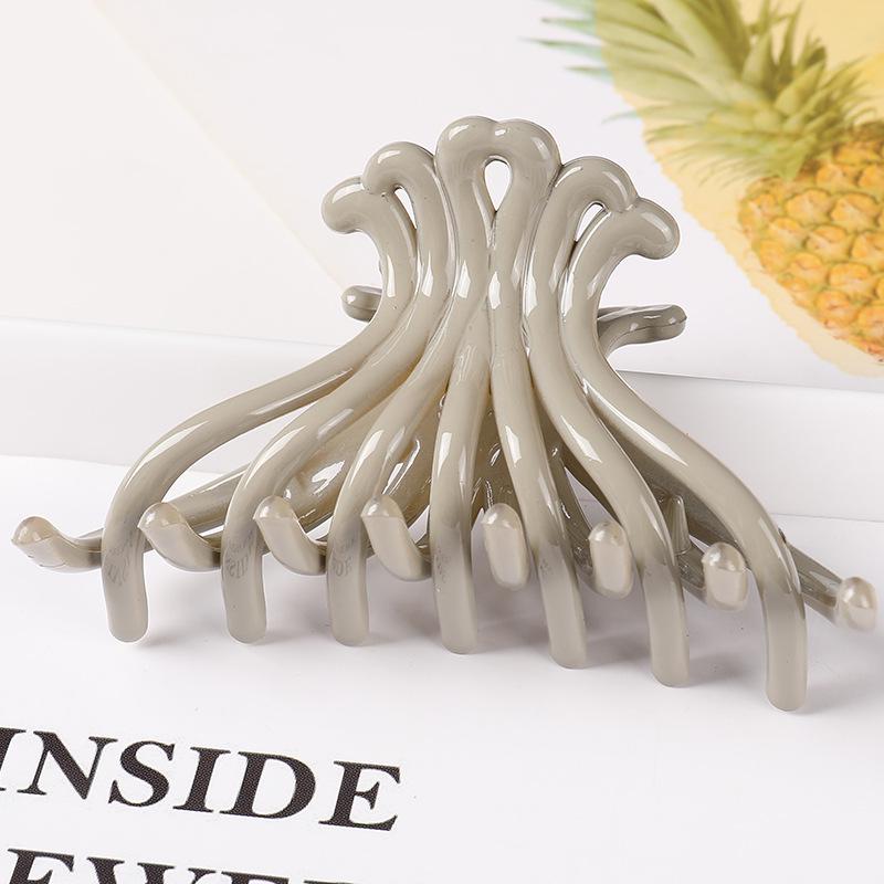 Geometric Forked Claw Clip: Japanese & Korean Fashion Hair Accessory for Women