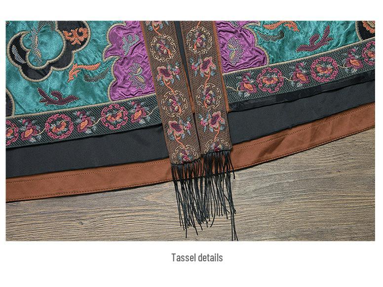 Women's Retro Chinese Jacket: Spring/Autumn Ethnic Style, Heavy Industry Applique, Embroidered Plus Size, Short Outerwear