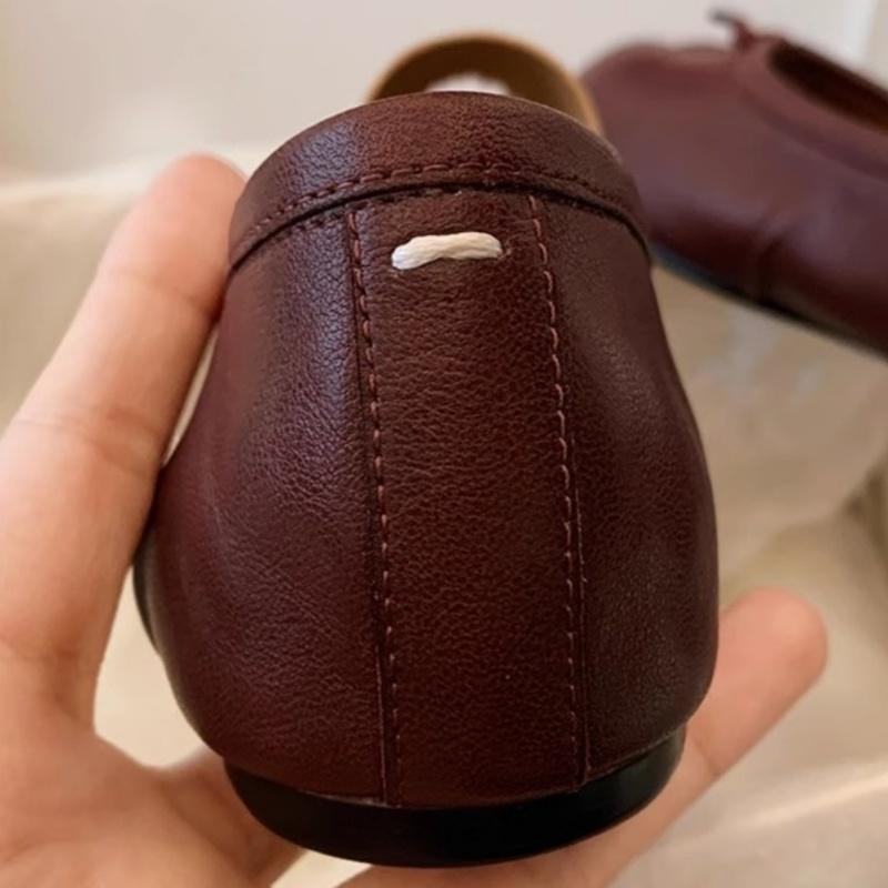 Fashion Retro Round Split Toe Flat sneaker designer shoes Women Casual Loafer Soft Moccasin Fashion Tabi Ninja Mary Jane ballet shoes