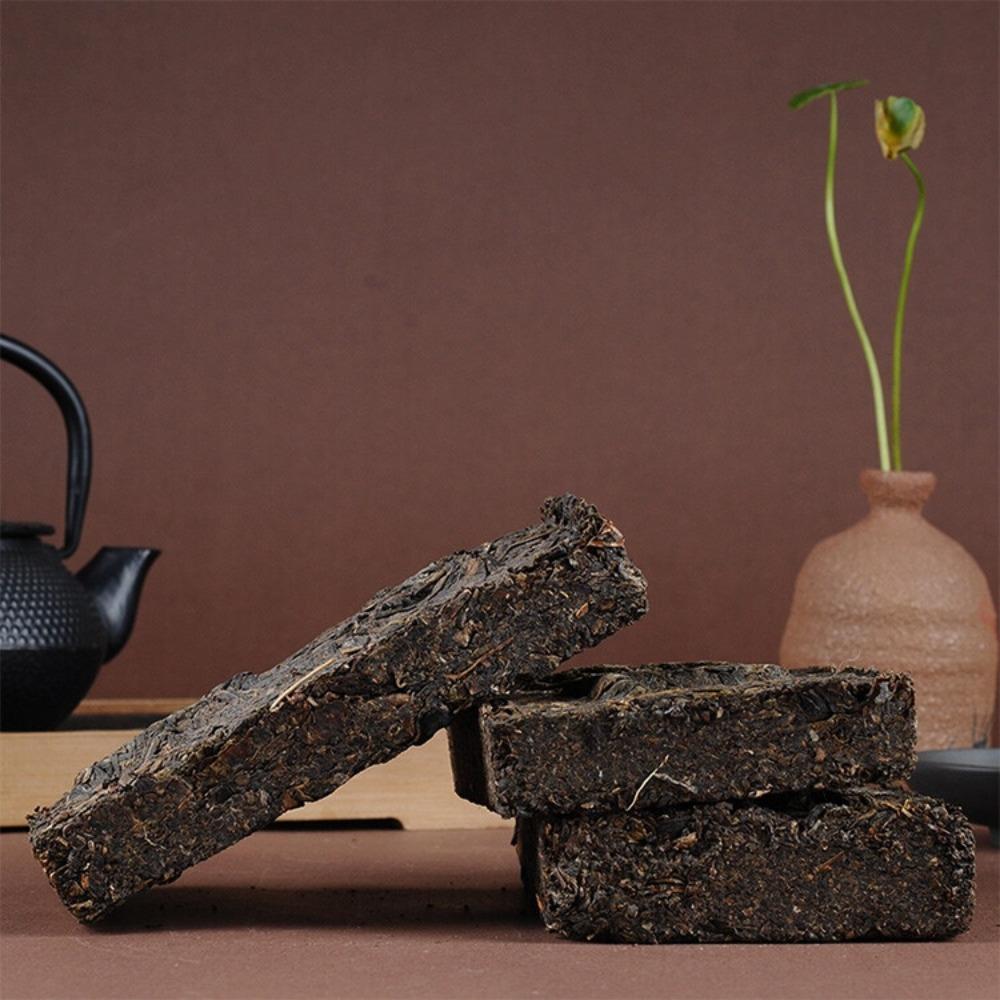 2021 XiaGuan Baoyan Tibetský Plamen Syrový Puer Čajový Cihla 250g