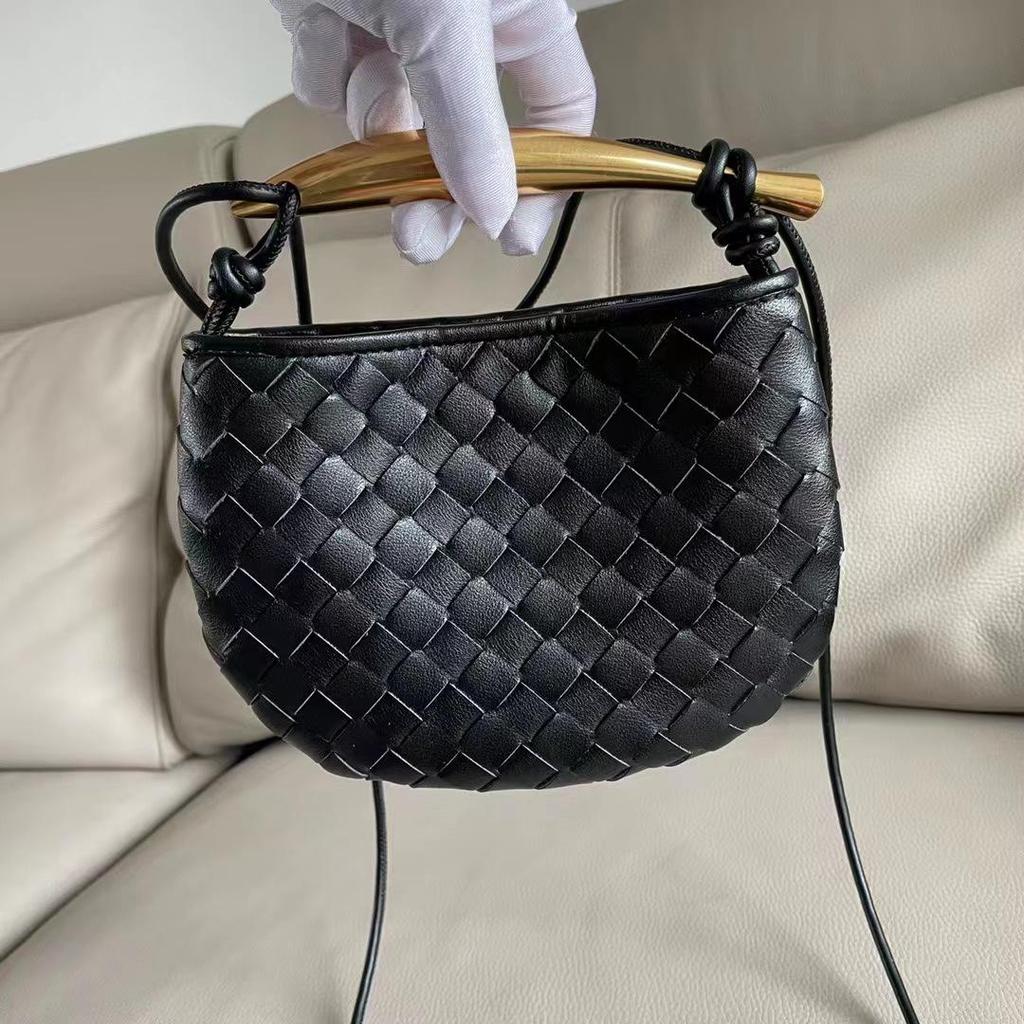 Sac Dumpling en Cuir Tissé Haut de Gamme pour Femmes 2023 – Style Épaule/Bandoulière Polyvalent