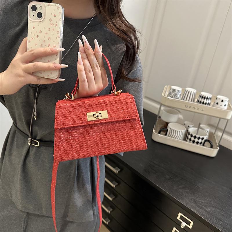 High-end Textured Handbag for Women's Bag, Fashionable and Versatile One-shoulder Crossbody Bag, Retro and Fashionable Small Square Bag