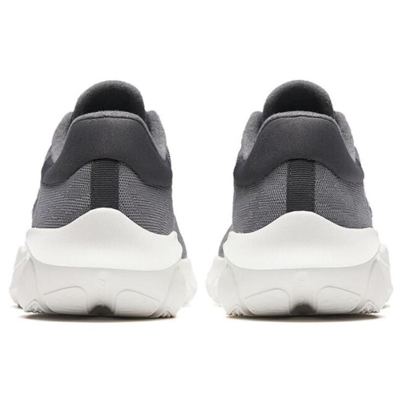 Anta Slip-Resistant Low-Top Badminton Shoes Men's Gray Sneakers 112347790-4